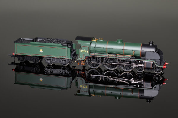 Hornby Model Railways "Sir Pelleas" King Arthur Class N15 SUPER DETAIL Locomotive R2622-0