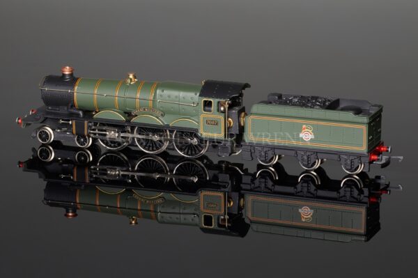 Wrenn 4-6-0 Castle Class "Great Western Ltd Edition " BR Green 7007 W2400-4108