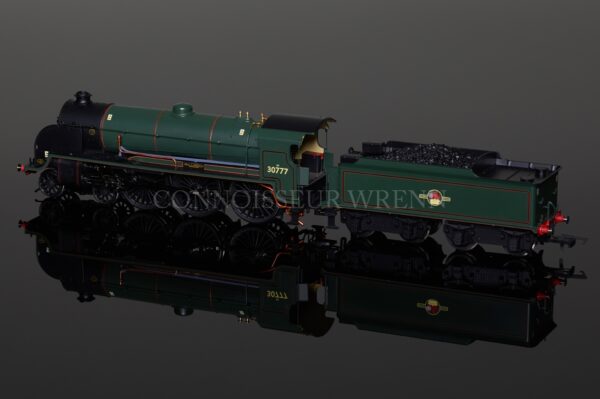 Hornby Model Railways "Sir Lamiel" King Arthur Class N15 SUPER DETAIL Locomotive R2638-4081