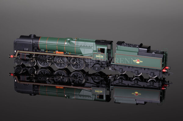 Hornby Model Railways "Yes Tor" West Country Class SUPER DETAIL Locomotive R2608-3215
