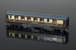 Wrenn 1st Passenger Coach PEGASUS "G / ARROW" WHITE TABLE! W6012-0