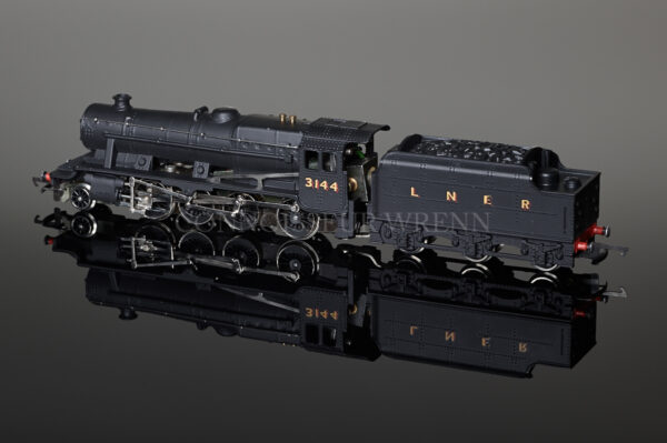 Wrenn LNER WARTIME BLACK 3144 Class 8F 2-8-0 Freight Locomotive W2240-1932