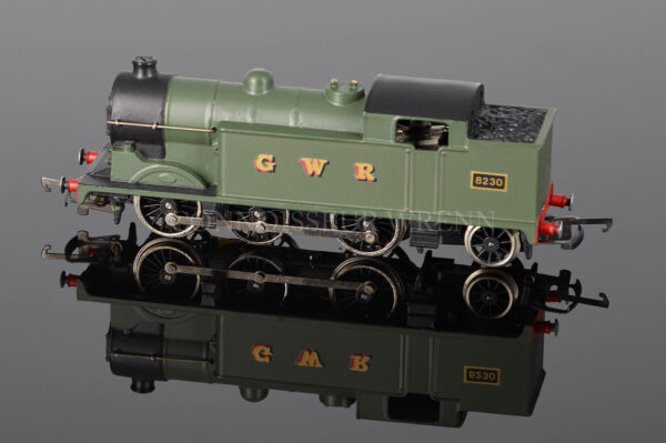 Wrenn P4 (April 1988) G W R 8230 Olive Green 0-6-2t N2 Tank model W2280-2074