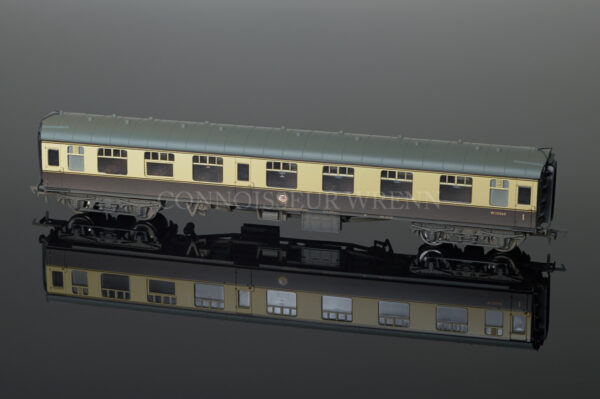 Bachmann Branch-Line Model Railways BR MK1 CK Composite Corridor 39-129C-1753