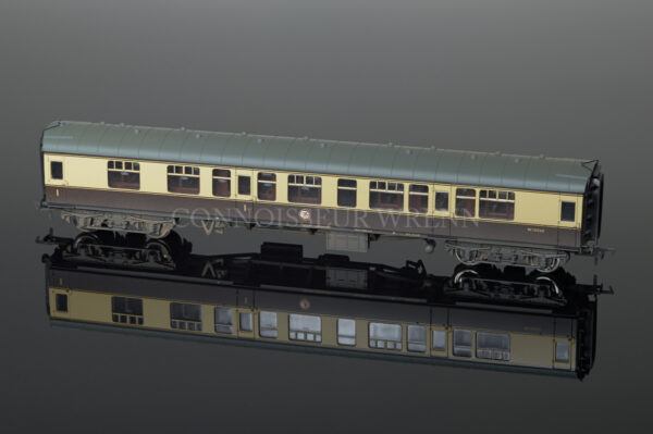 Bachmann Branch-Line Model Railways BR MK1 CK Composite Corridor 39-129C-0
