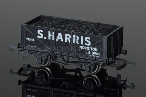 Wrenn Coal Wagon "S HARRIS" London alternative 10T open with load model ref. W5008-1537