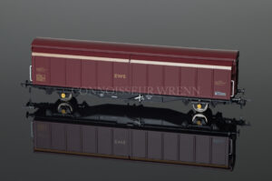 Bachmann Model Railways 46 Tonne VGA Sliding Wall Van Railfreight ref. 37-606A-0