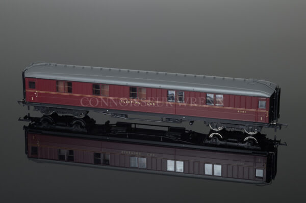 Hornby Model Railways BR (Ex LNER) 61ft 6 Inches Sleeping Car R4570-1774
