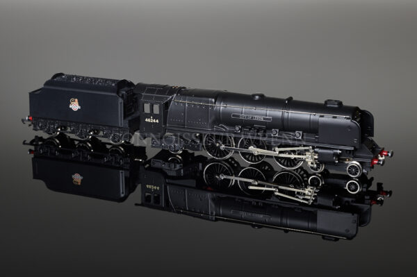 Wrenn "LEEDS/KING GEORGE VI" Duchess Class 8P 4-6-2 BR BLACK Locomotive W2311-0