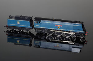 Wrenn (P4 1985) "YEOVIL" 4-6-2 BR Blue Streamlined Bulleid Pacific W2268-0