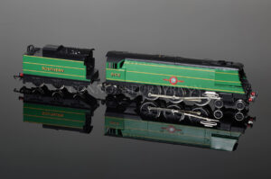 Wrenn "Canadian Pacific" SR Green 21C5 4-6-2 Streamlined Bulleid Pacific W2290-0
