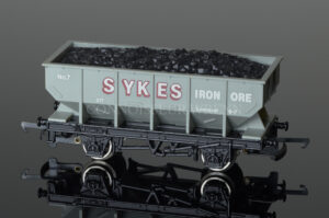 Wrenn Hopper Wagon "Sykes Iron Ore No.7" Grey Rolling Stock W5082-0