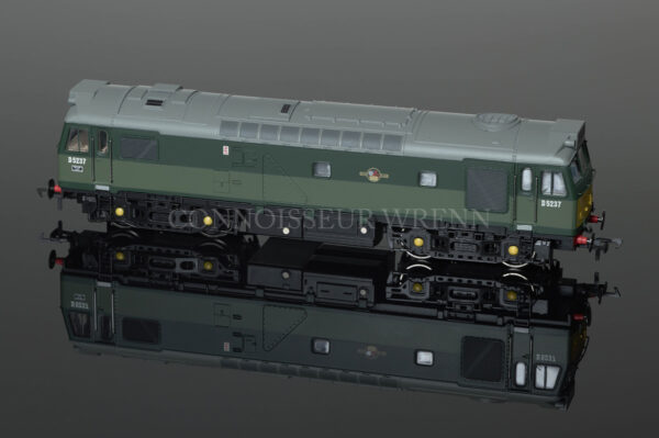 Bachmann Class 25/3 Diesel D5237 BRTWO TONE GREEN Locomotive 32-413-0