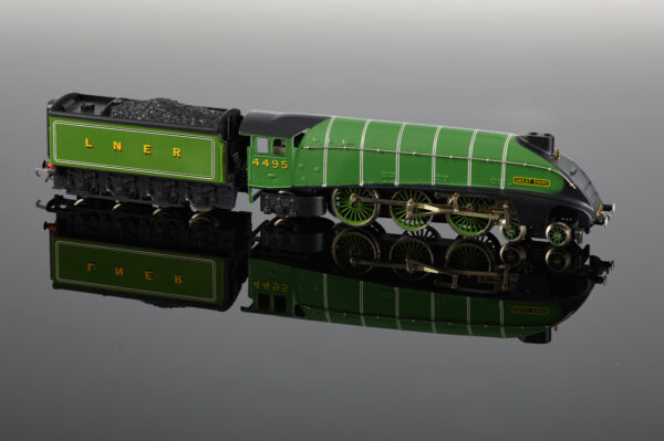 Wrenn "Great Snipe" 4495 LNER Green Class A4 Pacific Locomotive W2209/A-0