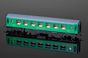 Wrenn Pullman "Southern Green" 2nd Class Parlour Coach no.2523 W6007 -0