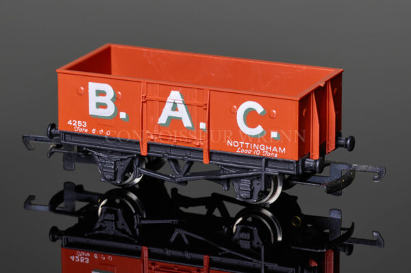 Wrenn "B.A.C" Nottingham steel-sided wagon without load W5073-2493