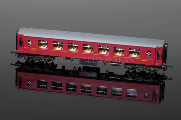 Wrenn P4 LMS 2nd Class Red "PULLMAN" Passenger Coach W6010-2693