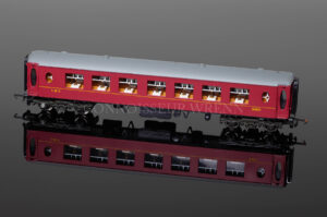 Wrenn P4 LMS 2nd Class Red "PULLMAN" Passenger Coach W6010-0