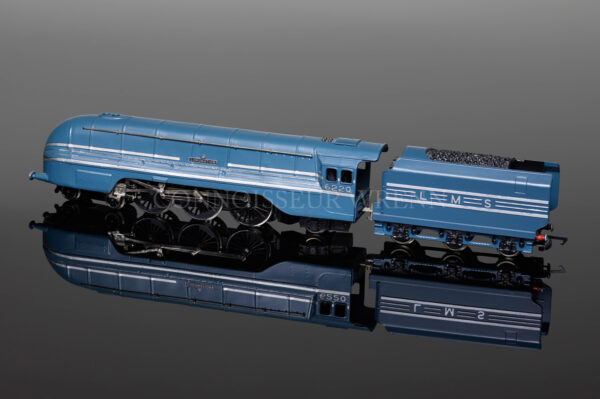 Wrenn P4 Coronation Class LMS Blue "CORONATION" W2301A-3526