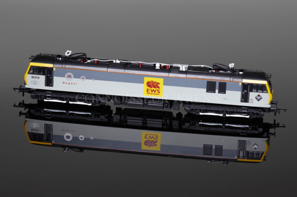 Hornby Model Railways EWS Class 92 "WAGNER" Running No. 92 019 model R3347-2769