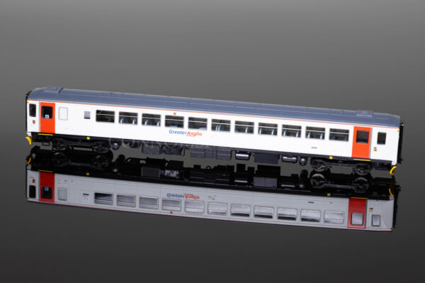 Hornby "GREATER ANGLIA" Class 153 DMU no. 153309 model R3214-2810