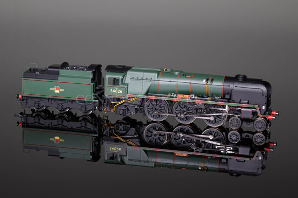 Hornby Model Railways "Yes Tor" West Country Class SUPER DETAIL Locomotive R2608-0