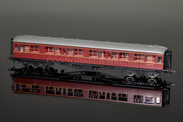 Hornby Model Railways BR Maroon 3rd Class Coach W1717W ref. R4410-3567