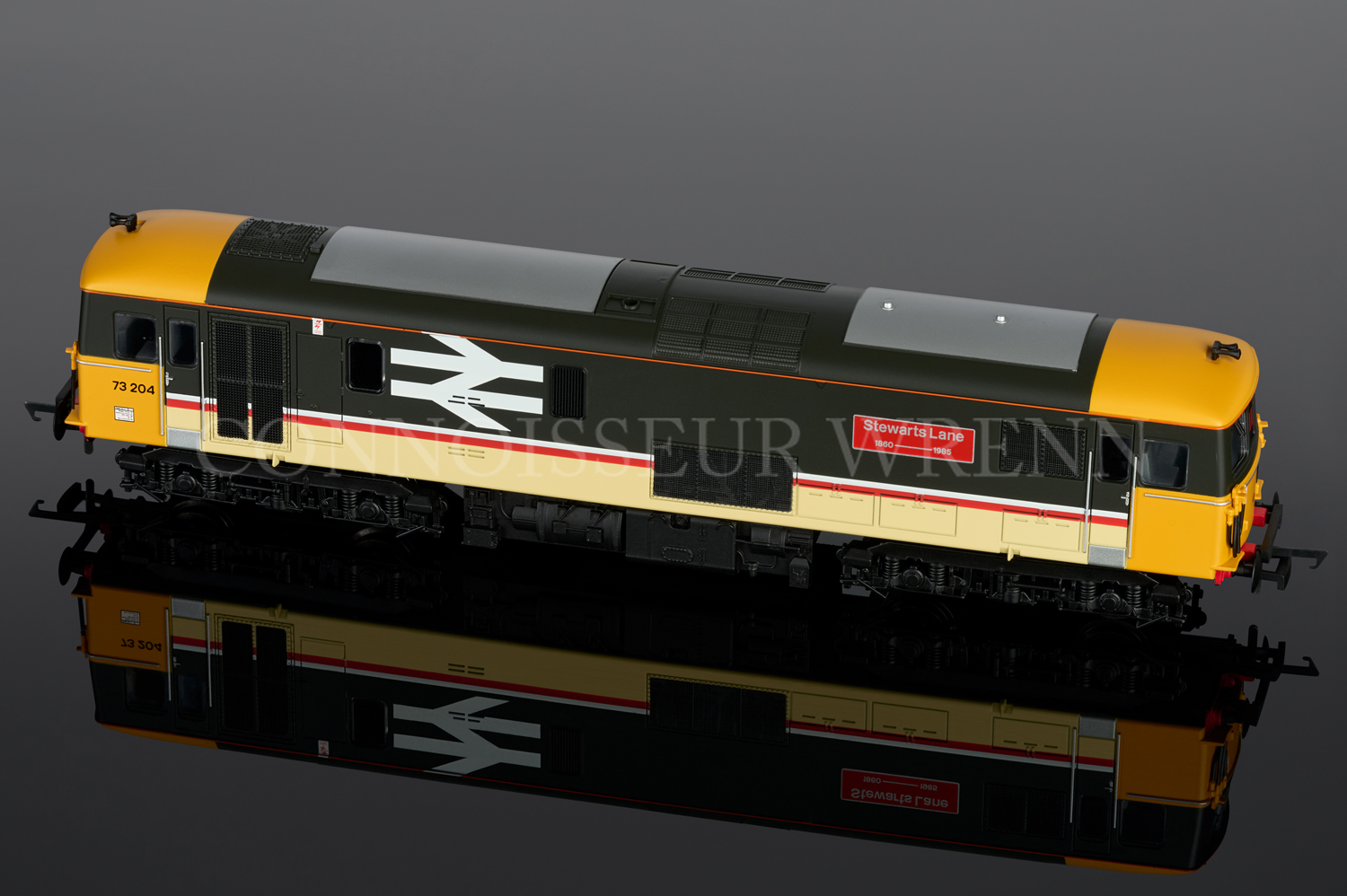 Hornby British Rail Intercity Class 73 Stewarts Lane no. 73204 model R2767