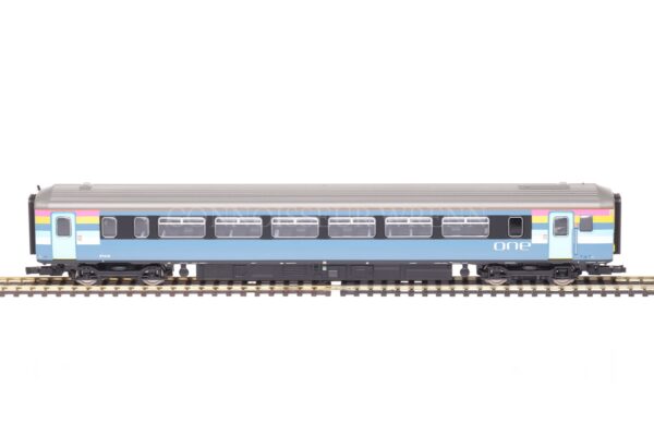 Hornby Railways DCC READY Class 156 DMU no. 57416 R2693-0