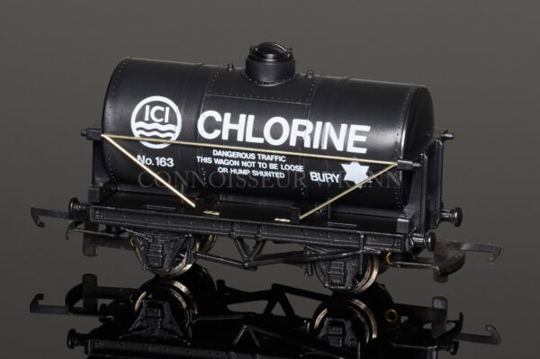 Wrenn Tanker Wagon "ICI CHLORINE" short 4 wheeled rolling stock W5093-0