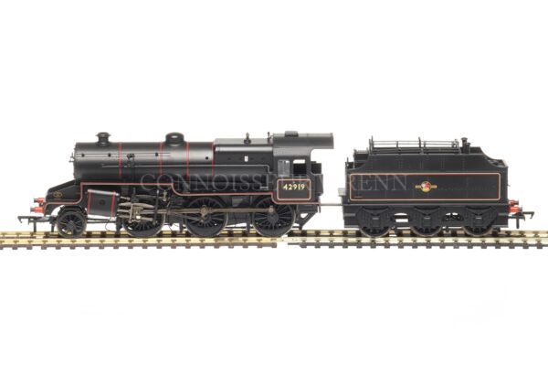 Bachmann BR Lined Black Crab Class 42919 locomotive Model 32-180-0