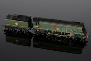 Wrenn P4 (May 1988) 4-6-2 BR Green Yeovil Streamlined Bulleid Pacific W2268A