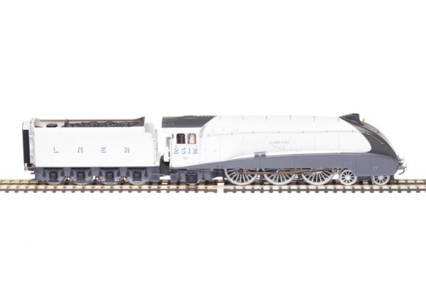 Hornby "SILVER JUBILEES" A4 Pacific Silver Fox 2512 Limited Edition R3309-4141