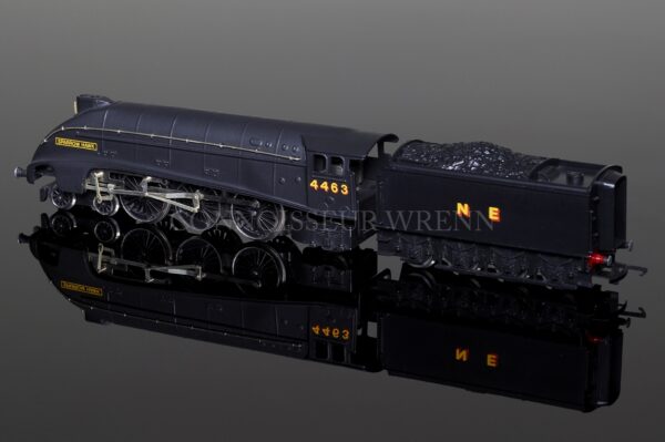 Wrenn P4 (Dec 89) "SPARROW HAWK" N.E. Black 4463 Class A4 Pacific Locomotive W2282-4176