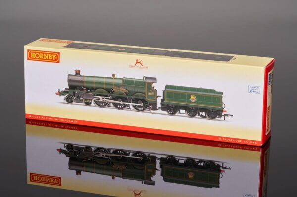 Hornby BR Green 4021 Early Crest 4-6-0 Star Class "British Monarch" R3229-0