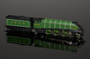 Wrenn P4 (1987-88) Great Snipe" 4495 LNER Green Class A4 Pacific W2209AM2-0