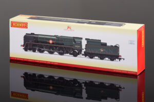 Hornby Model Railways BR Merchant Navy Class Elder Dempster Lines R3617