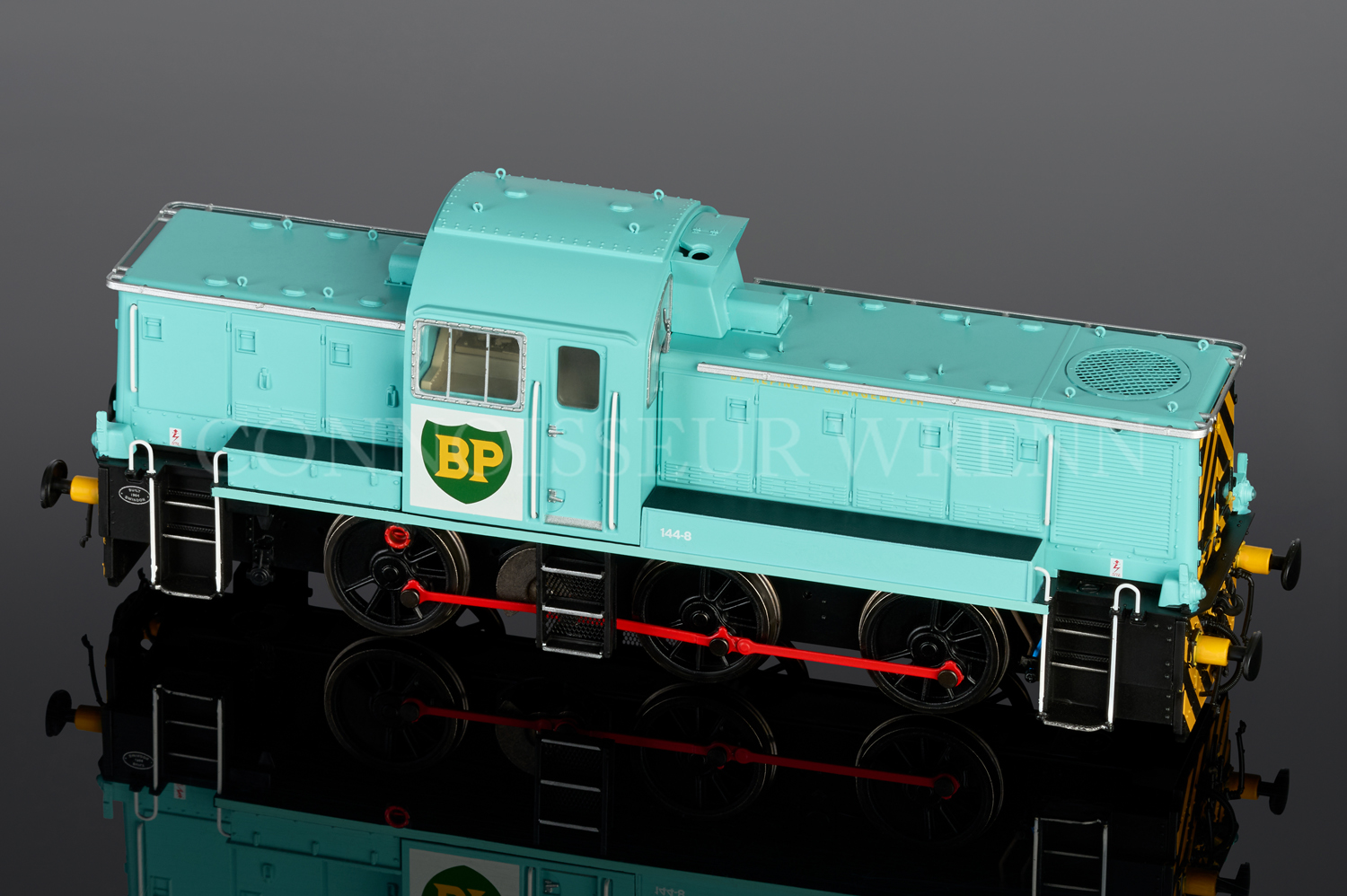 Heljan Railways Class 14 (ex-D9524) BP Pale Green with Logos model 1417 - Image 2