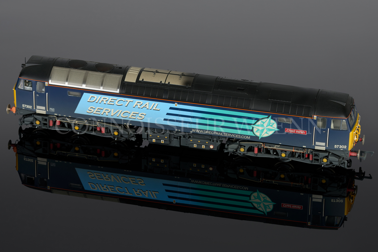 Bachmann Class 57/3 Direct Rail Services Compass Chad Varah Weathered 32-763A - Image 2