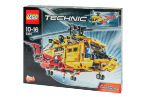 LEGO® Technic™ (Retired 2013) 2 in 1 Set Twin Rotor / Rescue Helicopter model 9396