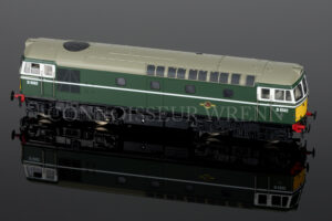 Heljan Railways Intercity Class 33/0 BR green small yellow panels D6582 model 3380