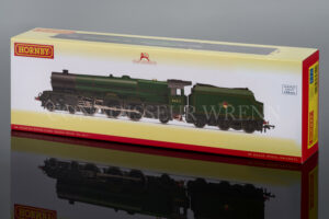 Hornby BR Green Late Emblem Princess Royal Class Queen Maud model R3855