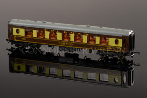 Wrenn Railways Brown PULLMAN Parlour Car 76 Brown Table Passenger Coach W6001B