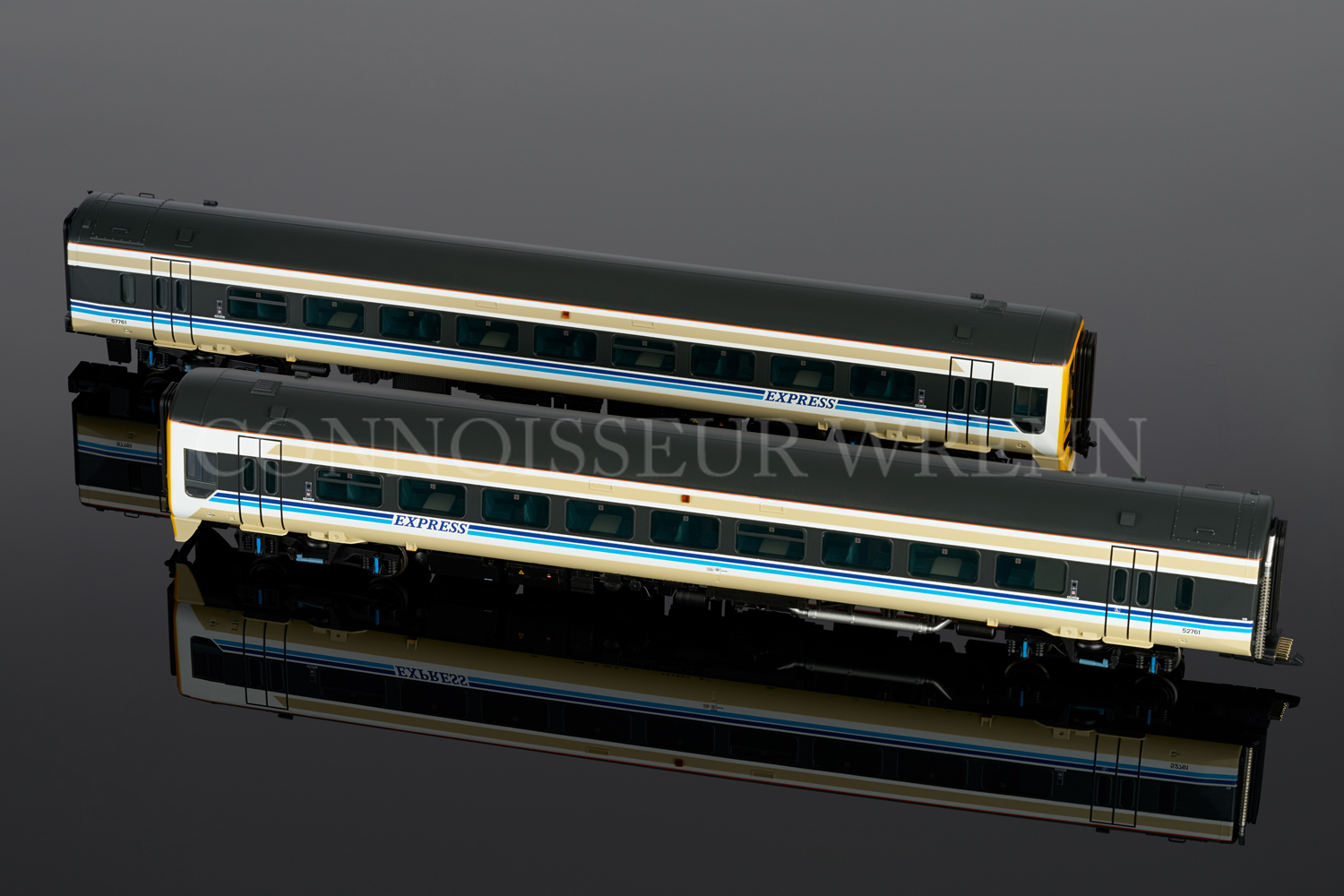Bachmann DCC ready Class 158 2 Car DMU 15761 Provincial Express ref: 31-496