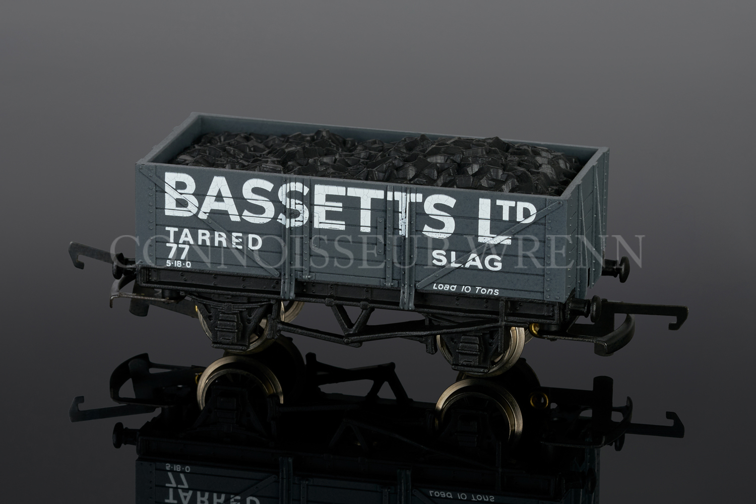 Wrenn BASSETTS Ltd alternative Plank Wagon with Load Rolling Stock W5074