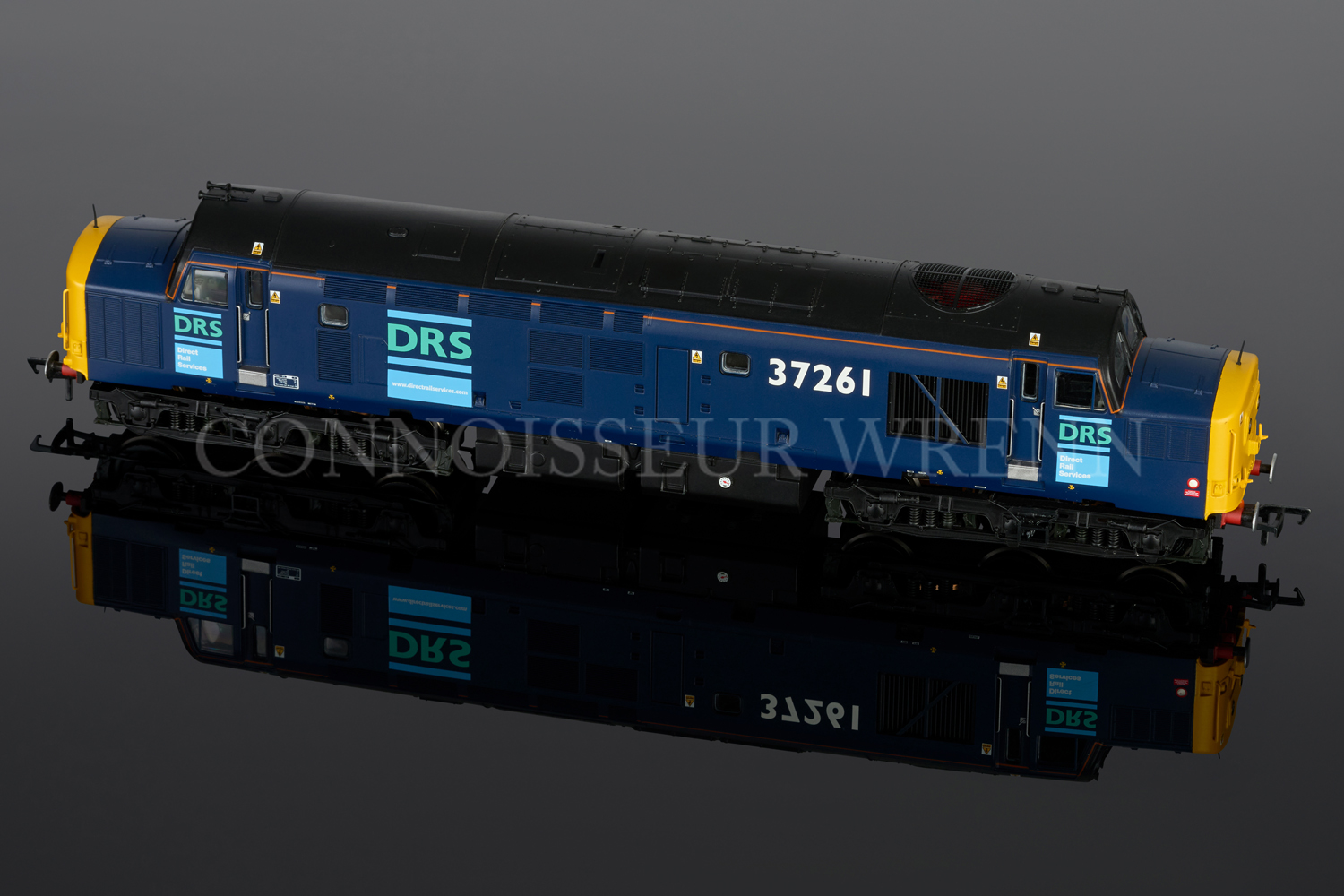 Bachmann DCC fitted Class 37/0 Kernow Exclusive Direct Rail Services ref: 32-780U - Image 2