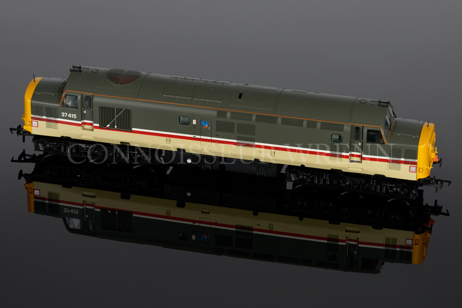 Bachmann DCC ready Class 37/4 Intercity Grey 37 415 full yellow ends 32-385 - Image 2