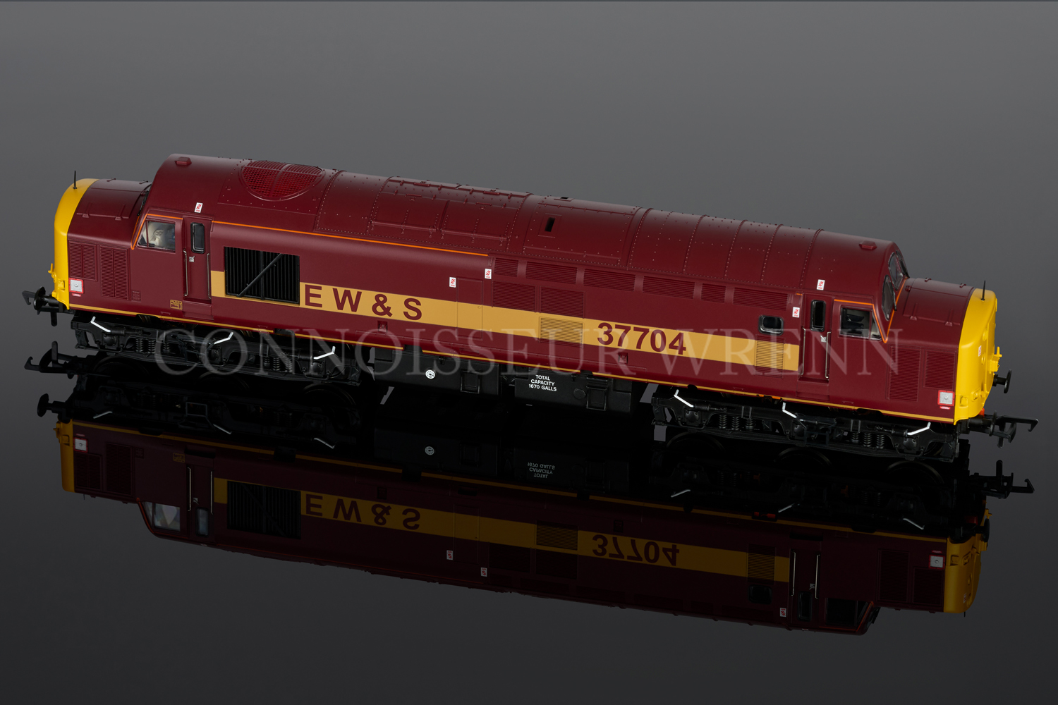 Bachmann DCC ready Class 37/7 Regional Exclusive EW & S Maroon livery 32-390DB - Image 2