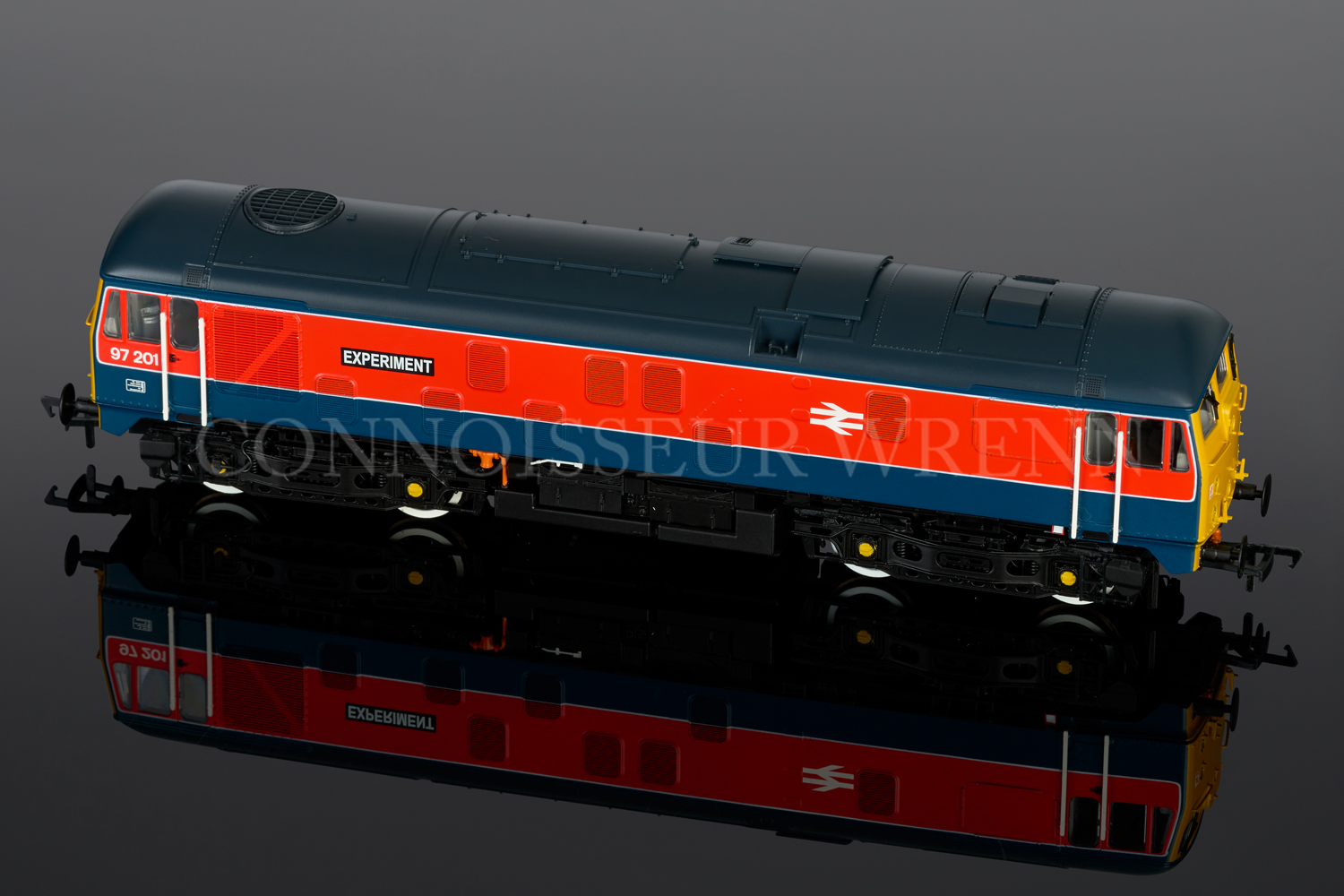 Bachmann DCC ready Class 24/1 97201 Experiment BR RTC Blue & Red ref: 32-444
