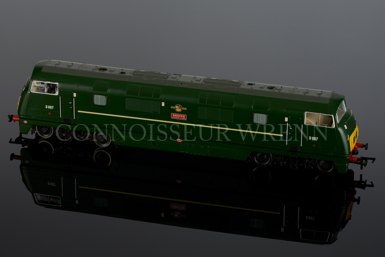 Bachmann Branch-line DCC fitted Class 42 Diesel D867 BR Green Zenith ref: 32-050DC - Image 2
